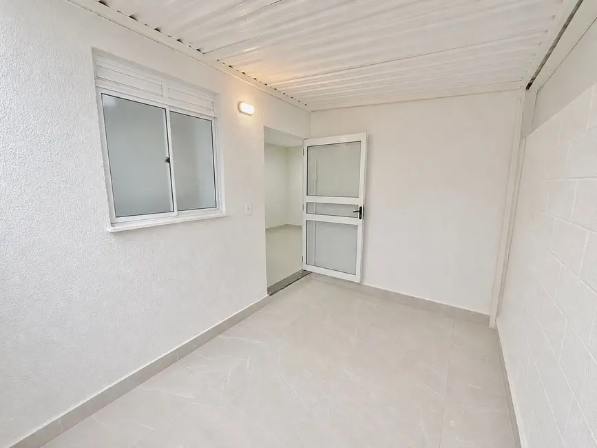Foto 4 de Apartamento com 2 quartos à venda, 57m2 em Londrina - PR