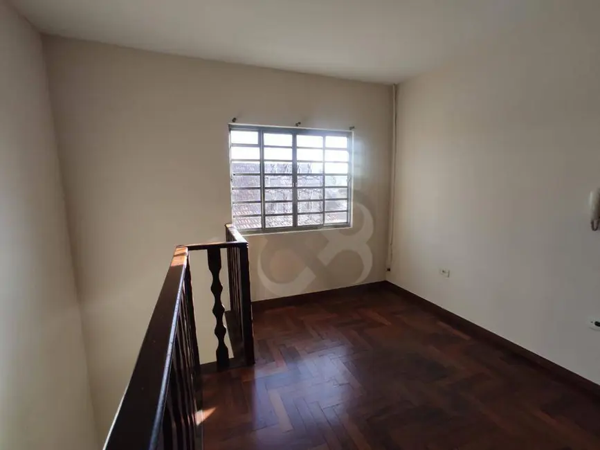 Casa com 5 quartos para alugar, 250m2 em Jardim Alvorada, Londrina - PR - imagem 8 Foto 8 de Casa com 5 quartos para alugar, 250m2 em Jardim Alvorada, Londrina - PR