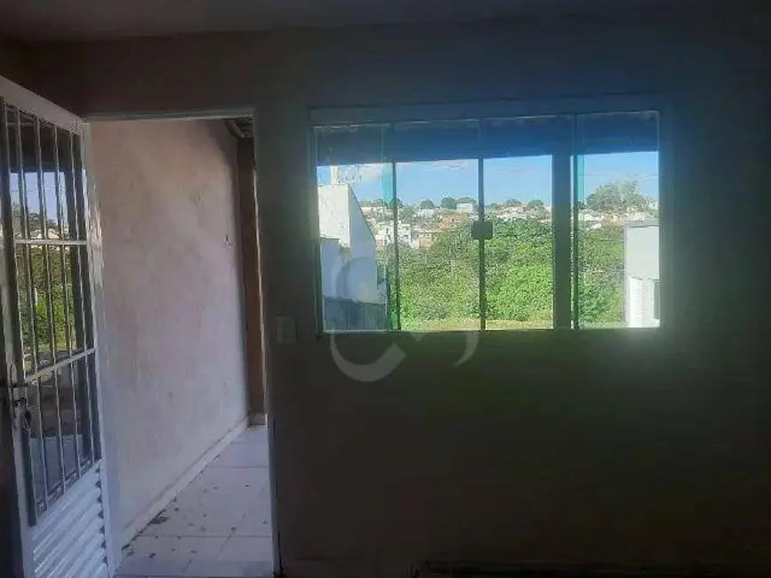 Kitnet com 1 quarto para alugar, 46m2 em Colinas, Londrina - PR - imagem 5 Foto 5 de Kitnet com 1 quarto para alugar, 46m2 em Colinas, Londrina - PR