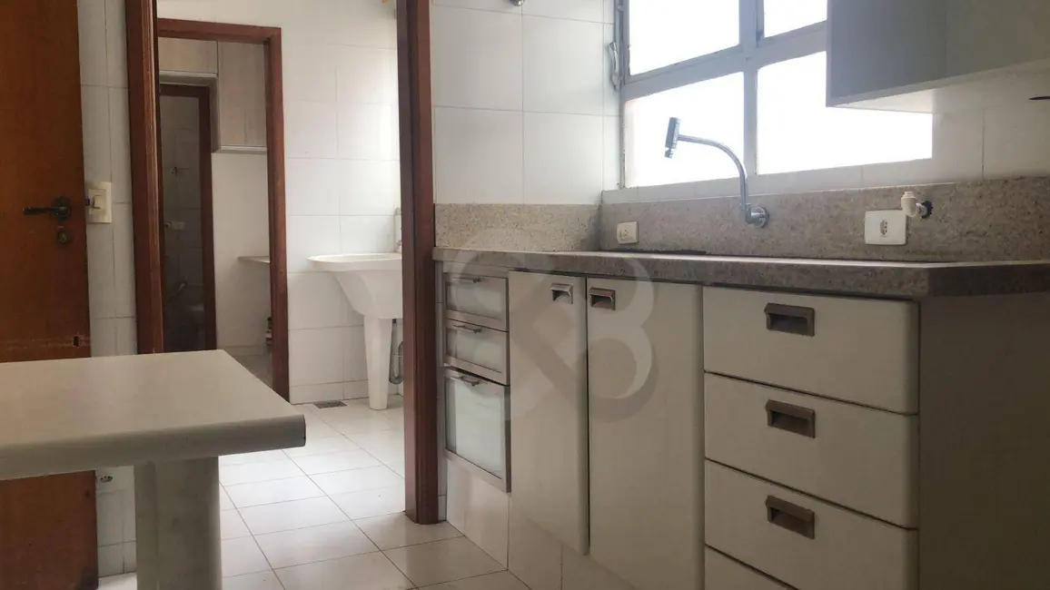 Foto 6 de Apartamento com 3 quartos à venda, 131m2 em Jardim Santo Antônio, Londrina - PR