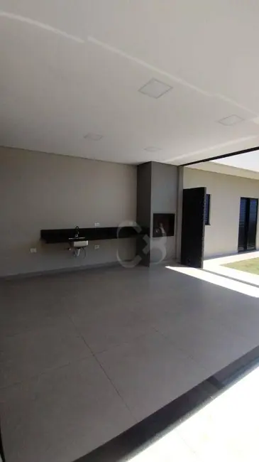 Casa de Condomínio com 3 quartos à venda, 318m2 em Londrina - PR - imagem 4 Foto 4 de Casa de Condomínio com 3 quartos à venda, 318m2 em Londrina - PR
