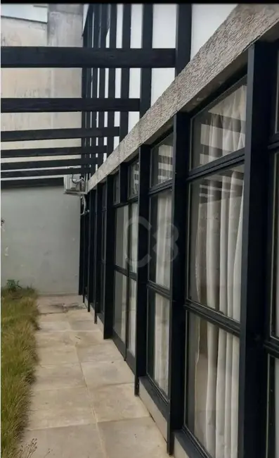 Foto 2 de Sala Comercial para alugar, 93m2 em Vila Ipiranga, Londrina - PR