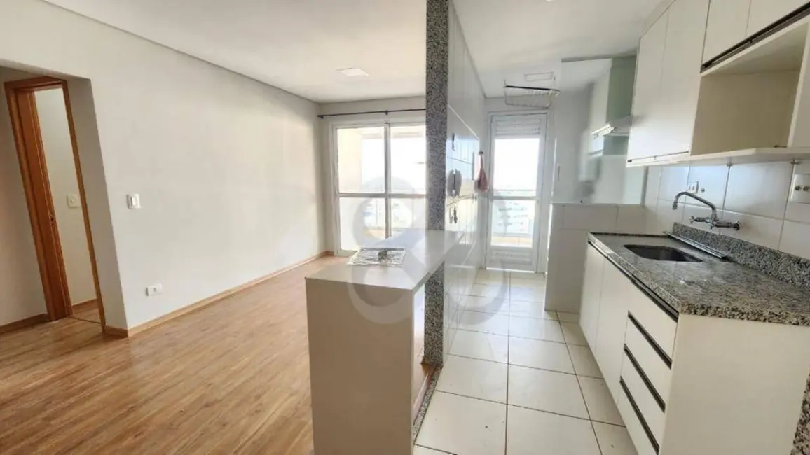 Foto 3 de Apartamento com 3 quartos para alugar, 112m2 em Centro, Londrina - PR