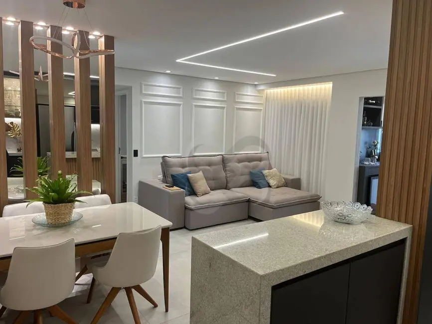 Foto 5 de Apartamento com 2 quartos à venda, 93m2 em Aurora, Londrina - PR