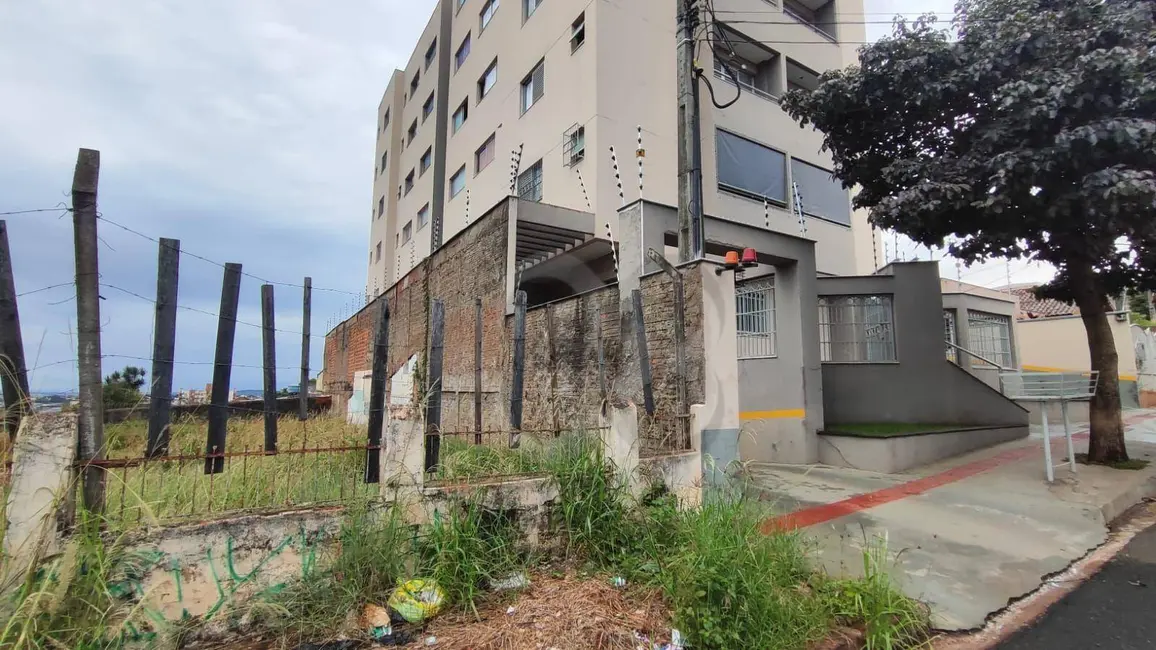 Foto 5 de Terreno / Lote à venda, 450m2 em Conceição, Londrina - PR