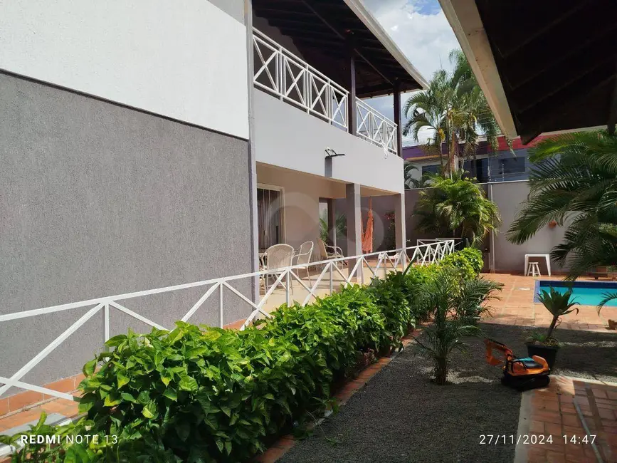 Foto 5 de Sobrado com 4 quartos à venda, 320m2 em Parque Residencial Alcântara, Londrina - PR