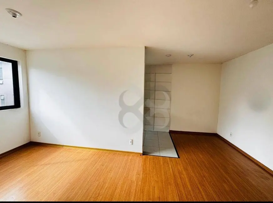 Foto 2 de Apartamento com 2 quartos à venda e para alugar, 49m2 em Londrina - PR