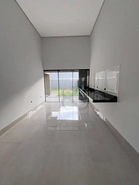 Casa com 3 quartos à venda, 186m2 em Alto da Boa Vista, Londrina - PR - imagem 8 Foto 8 de Casa com 3 quartos à venda, 186m2 em Alto da Boa Vista, Londrina - PR