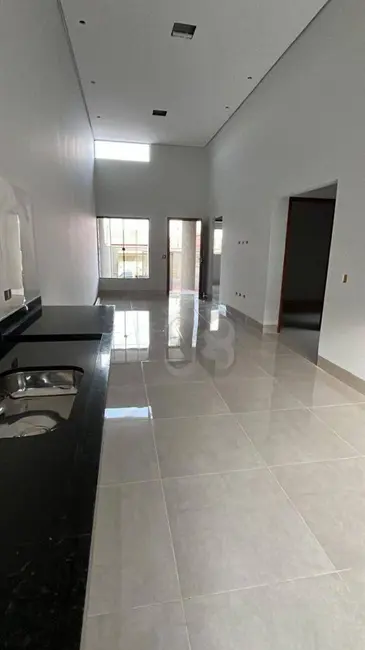 Casa com 3 quartos à venda, 186m2 em Alto da Boa Vista, Londrina - PR - imagem 4 Foto 4 de Casa com 3 quartos à venda, 186m2 em Alto da Boa Vista, Londrina - PR