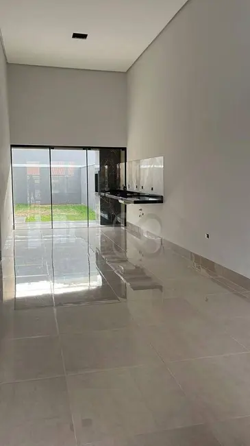 Casa com 3 quartos à venda, 186m2 em Alto da Boa Vista, Londrina - PR - imagem 6 Foto 6 de Casa com 3 quartos à venda, 186m2 em Alto da Boa Vista, Londrina - PR