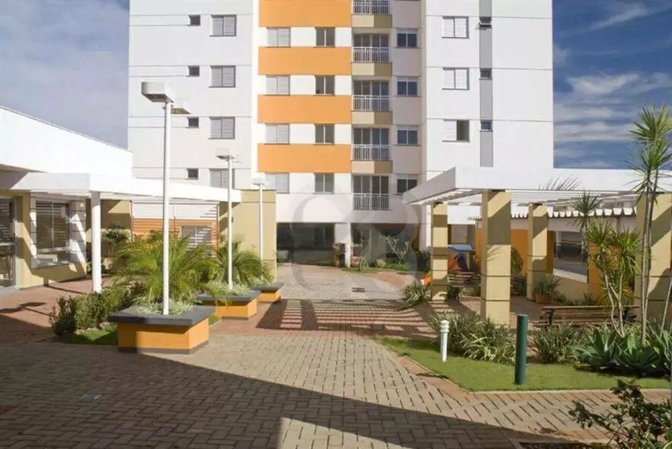 Foto 2 de Apartamento com 3 quartos para alugar, 80m2 em Aurora, Londrina - PR