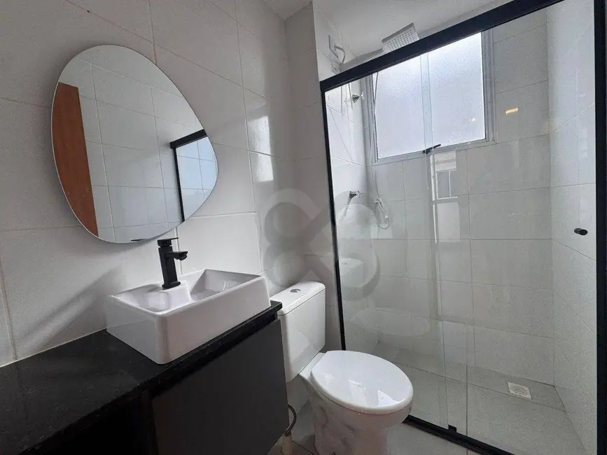 Foto 6 de Apartamento com 2 quartos à venda, 50m2 em Londrina - PR