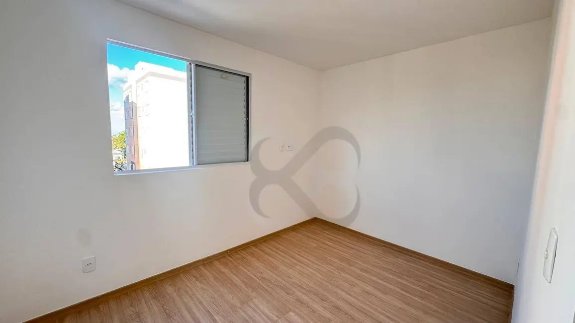 Apartamento com 2 quartos à venda, 59m2 em Jardim Maria Celina, Londrina - PR - imagem 8 Foto 8 de Apartamento com 2 quartos à venda, 59m2 em Jardim Maria Celina, Londrina - PR