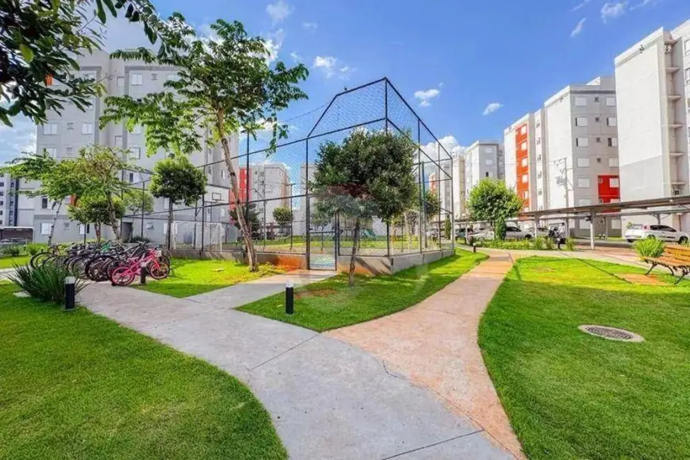 Foto 8 de Apartamento com 2 quartos à venda, 59m2 em Jardim Maria Celina, Londrina - PR