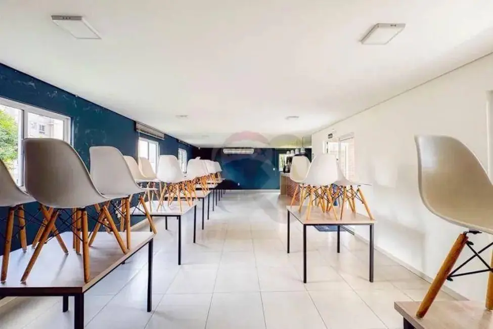 Foto 4 de Apartamento com 2 quartos à venda, 59m2 em Jardim Maria Celina, Londrina - PR