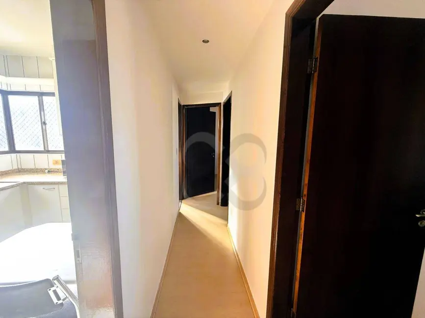 Foto 8 de Apartamento com 3 quartos para alugar, 105m2 em Centro, Londrina - PR