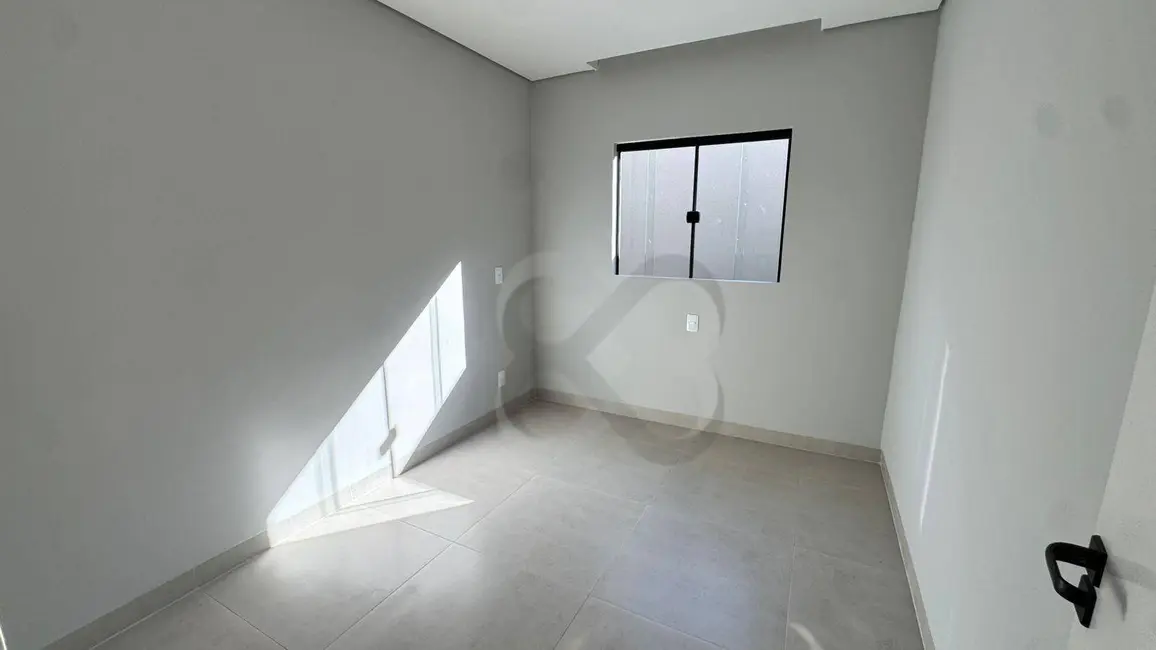 Foto 8 de Casa com 3 quartos à venda, 156m2 em Londrina - PR