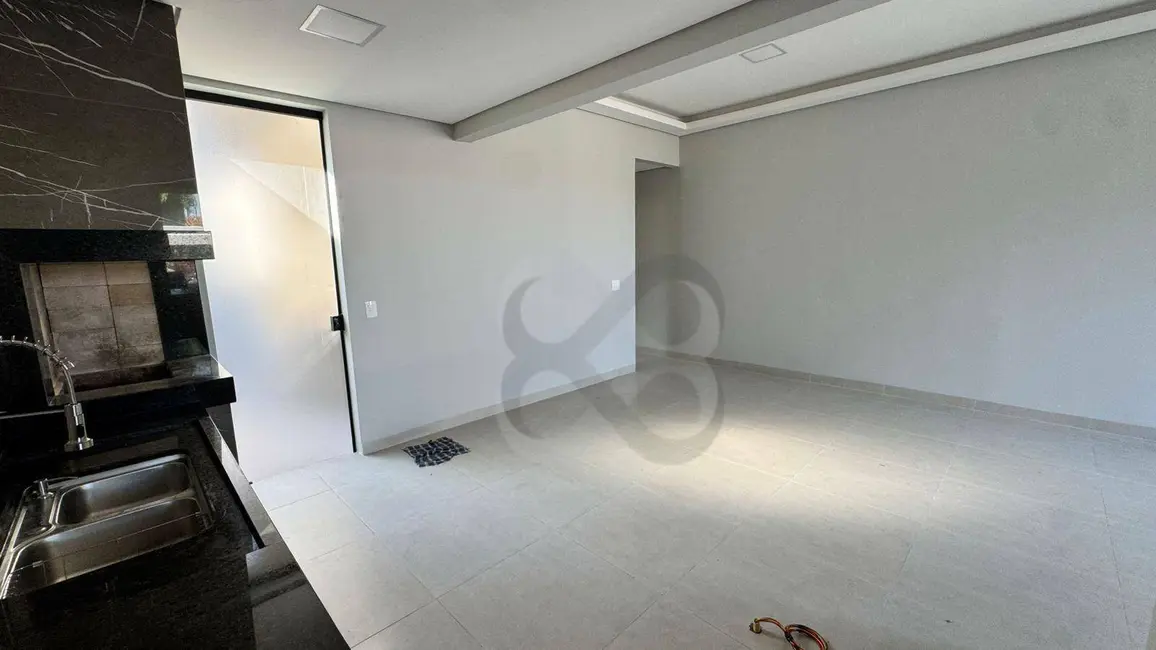 Foto 6 de Casa com 3 quartos à venda, 156m2 em Londrina - PR