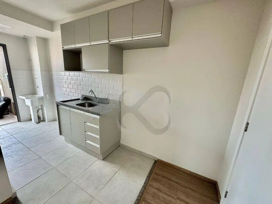 Foto 5 de Apartamento com 2 quartos para alugar, 105m2 em Centro, Londrina - PR