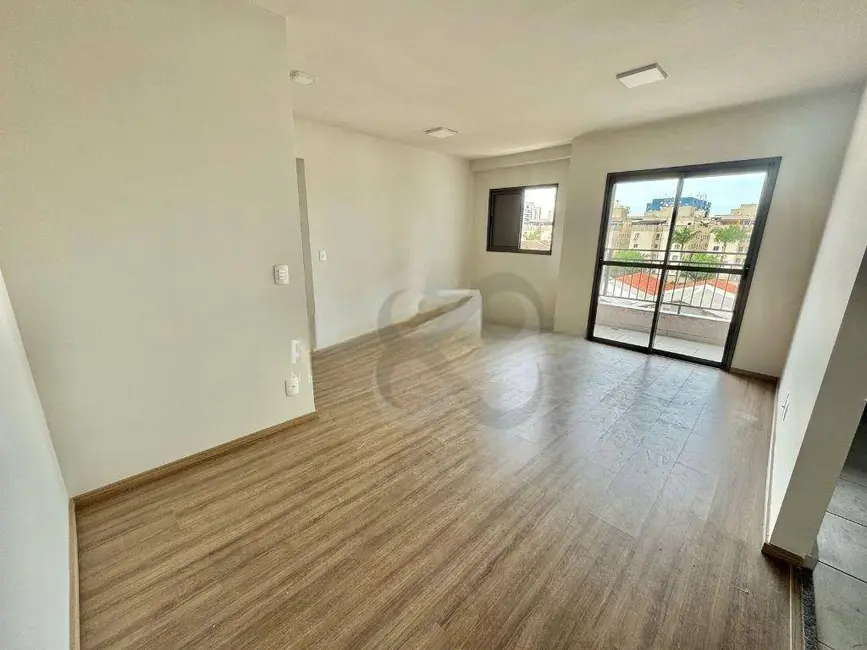 Foto 3 de Apartamento com 2 quartos para alugar, 105m2 em Centro, Londrina - PR