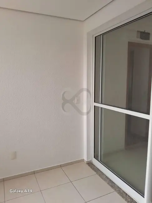Apartamento com 3 quartos para alugar, 127m2 em Londrina - PR - imagem 5 Foto 5 de Apartamento com 3 quartos para alugar, 127m2 em Londrina - PR