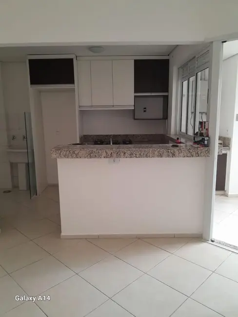 Apartamento com 3 quartos para alugar, 127m2 em Londrina - PR - imagem 4 Foto 4 de Apartamento com 3 quartos para alugar, 127m2 em Londrina - PR
