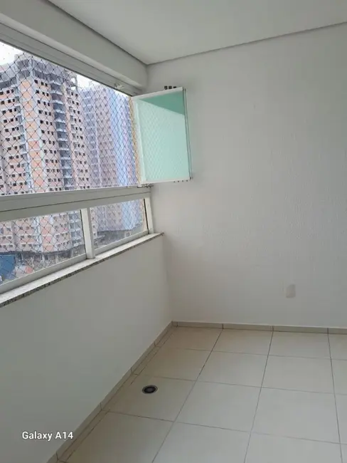 Apartamento com 3 quartos para alugar, 127m2 em Londrina - PR - imagem 6 Foto 6 de Apartamento com 3 quartos para alugar, 127m2 em Londrina - PR