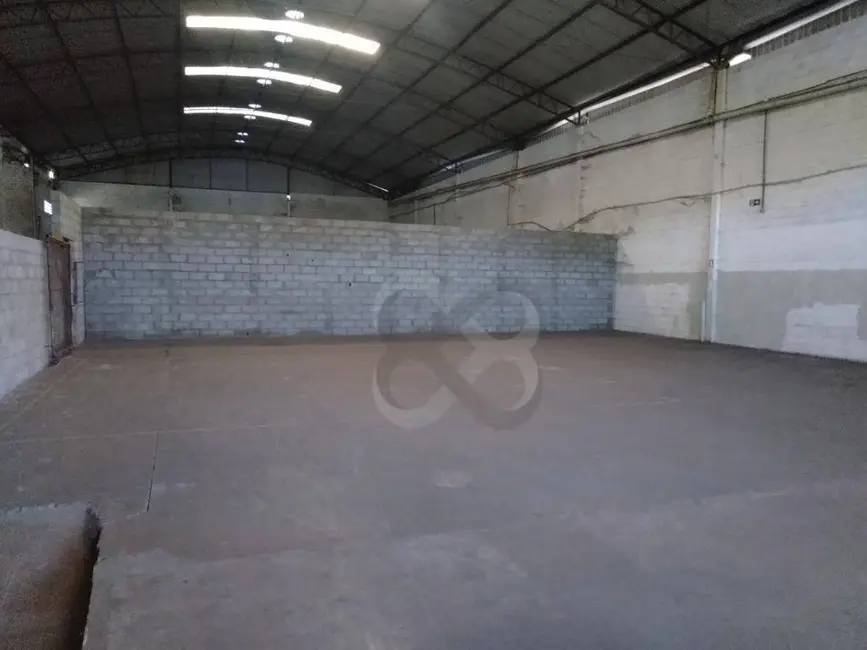 Foto 7 de Armazém / Galpão para alugar, 2112m2 em Helena, Londrina - PR