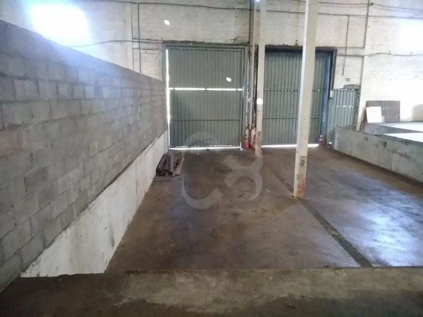 Foto 9 de Armazém / Galpão para alugar, 2112m2 em Helena, Londrina - PR