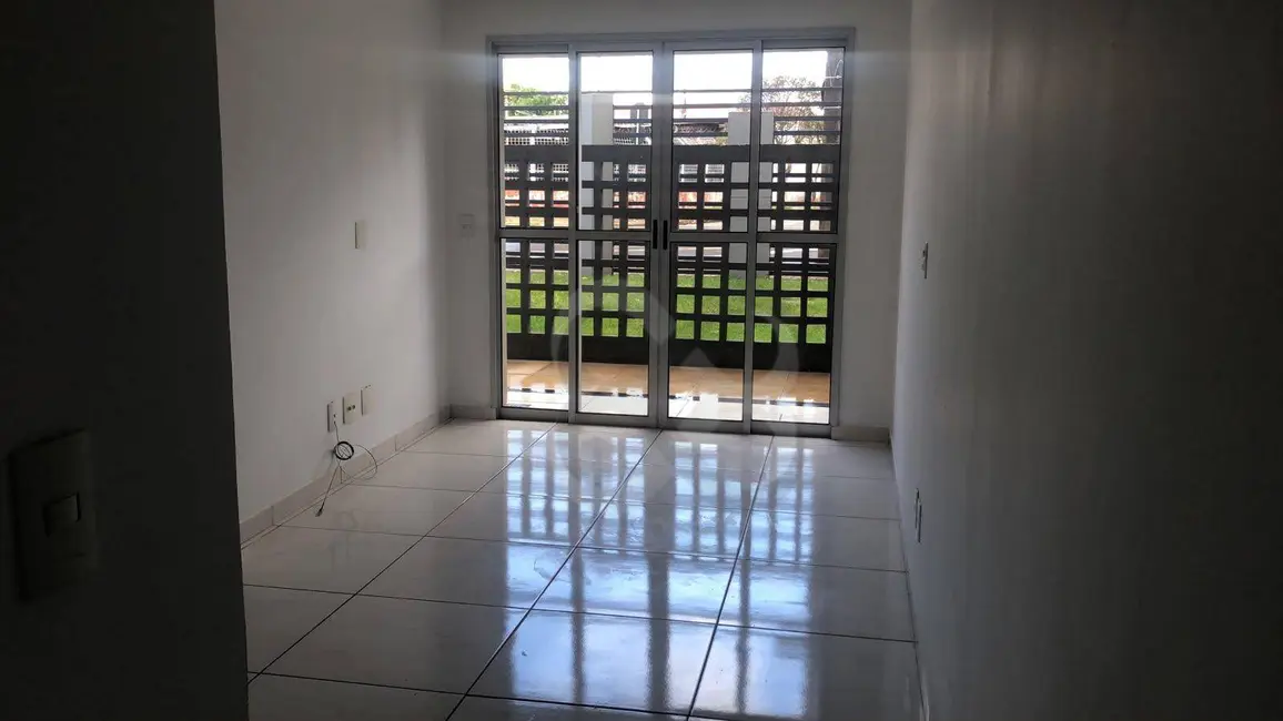 Foto 4 de Apartamento com 3 quartos à venda e para alugar, 84m2 em Vila Casoni, Londrina - PR