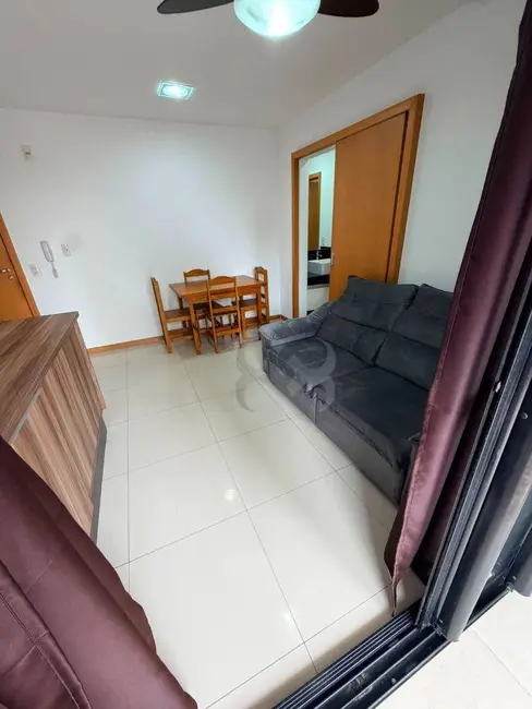 Foto 3 de Apartamento com 1 quarto para alugar, 60m2 em Centro, Londrina - PR