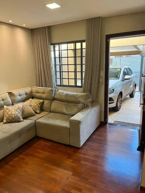Foto 8 de Sobrado com 3 quartos à venda, 100m2 em Centro, Londrina - PR