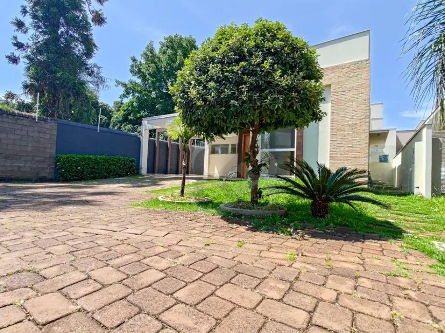 Foto 4 de Casa de Condomínio com 3 quartos para alugar, 300m2 em Esperança, Londrina - PR