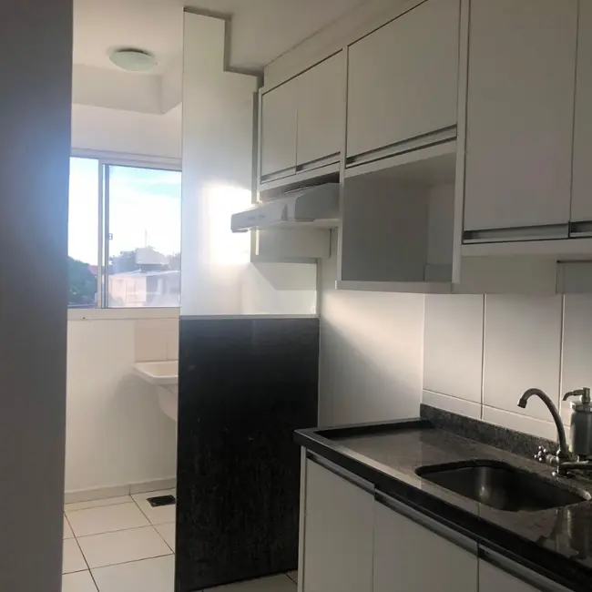 Apartamento com 3 quartos à venda e para alugar, 84m2 em Vila Casoni, Londrina - PR - imagem 4 Foto 4 de Apartamento com 3 quartos à venda e para alugar, 84m2 em Vila Casoni, Londrina - PR