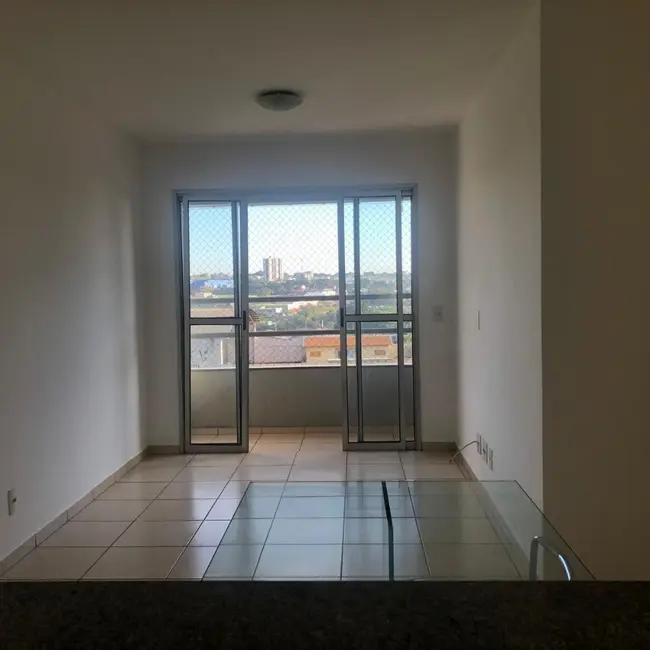 Apartamento com 3 quartos à venda e para alugar, 84m2 em Vila Casoni, Londrina - PR - imagem 6 Foto 6 de Apartamento com 3 quartos à venda e para alugar, 84m2 em Vila Casoni, Londrina - PR