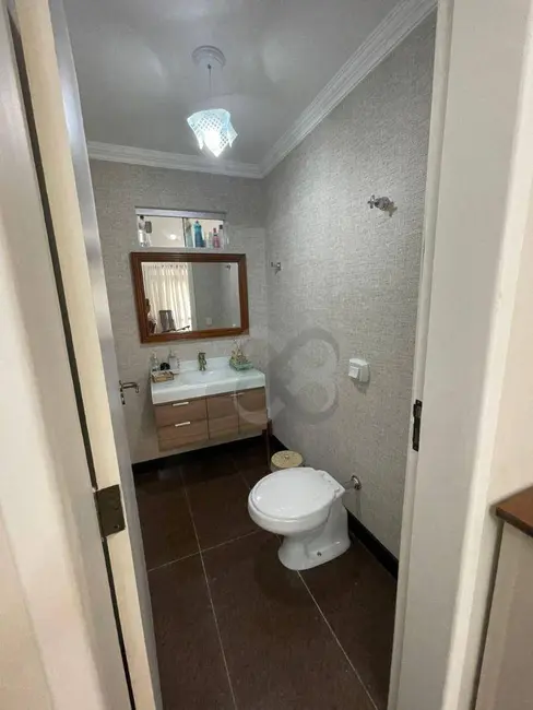 Apartamento com 3 quartos à venda, 150m2 em Centro, Londrina - PR - imagem 4 Foto 4 de Apartamento com 3 quartos à venda, 150m2 em Centro, Londrina - PR
