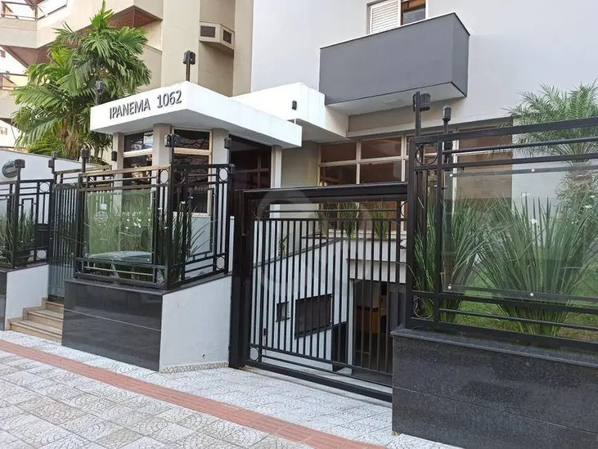 Apartamento com 3 quartos à venda, 150m2 em Centro, Londrina - PR - imagem 1 Foto 1 de Apartamento com 3 quartos à venda, 150m2 em Centro, Londrina - PR