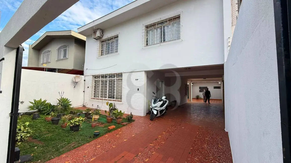Foto 2 de Sobrado com 4 quartos à venda e para alugar, 294m2 em Jardim Londrilar, Londrina - PR