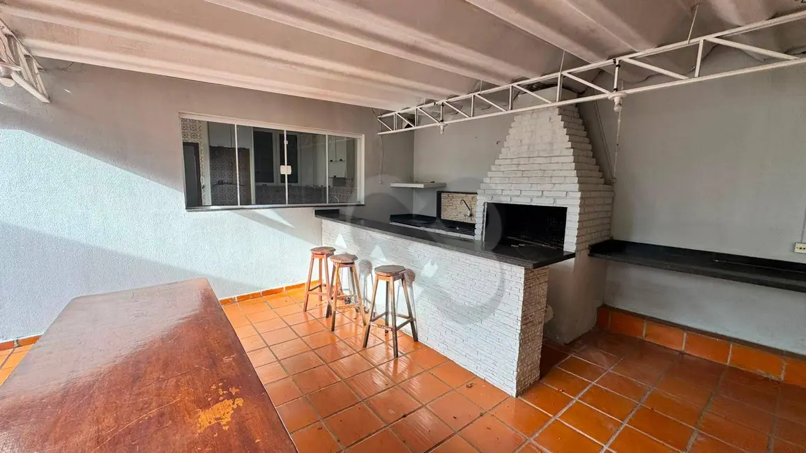 Foto 6 de Sobrado com 4 quartos à venda e para alugar, 294m2 em Jardim Londrilar, Londrina - PR