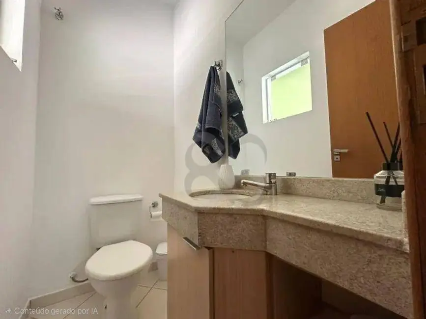 Foto 8 de Sobrado com 3 quartos à venda, 158m2 em Industrial, Londrina - PR