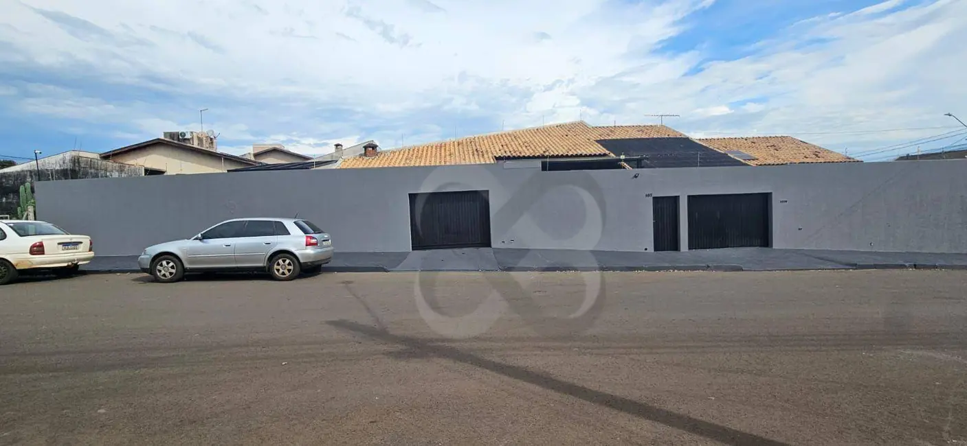 Casa com 2 quartos à venda e para alugar, 329m2 em Esperança, Londrina - PR - imagem 1 Foto 1 de Casa com 2 quartos à venda e para alugar, 329m2 em Esperança, Londrina - PR
