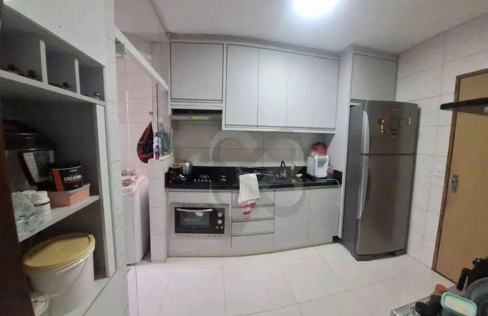 Apartamento com 2 quartos à venda, 72m2 em Jardim Palermo, Londrina - PR - imagem 3 Foto 3 de Apartamento com 2 quartos à venda, 72m2 em Jardim Palermo, Londrina - PR