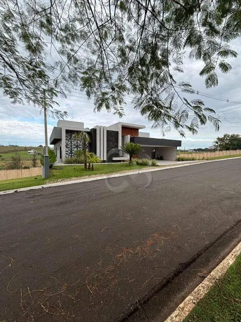Foto 5 de Terreno / Lote à venda, 728m2 em Jardim Tarobá, Cambe - PR