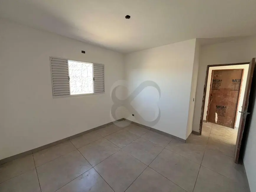 Foto 6 de Casa com 2 quartos à venda, 200m2 em Conjunto Vivi Xavier, Londrina - PR