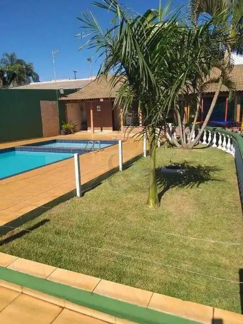 Foto 10 de Chácara à venda, 450m2 em Colúmbia, Londrina - PR