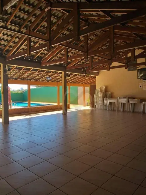 Chácara à venda, 450m2 em Colúmbia, Londrina - PR - imagem 4 Foto 4 de Chácara à venda, 450m2 em Colúmbia, Londrina - PR