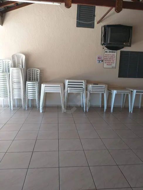 Chácara à venda, 450m2 em Colúmbia, Londrina - PR - imagem 6 Foto 6 de Chácara à venda, 450m2 em Colúmbia, Londrina - PR