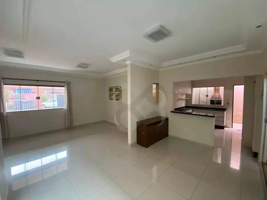 Foto 7 de Casa para alugar, 250m2 em Londrina - PR