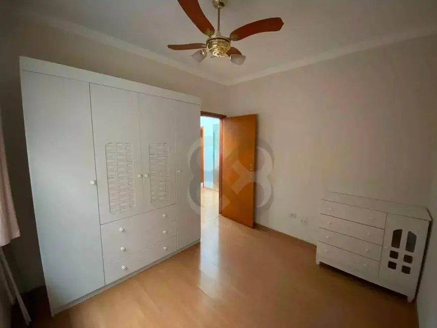 Foto 28 de Casa para alugar, 250m2 em Londrina - PR