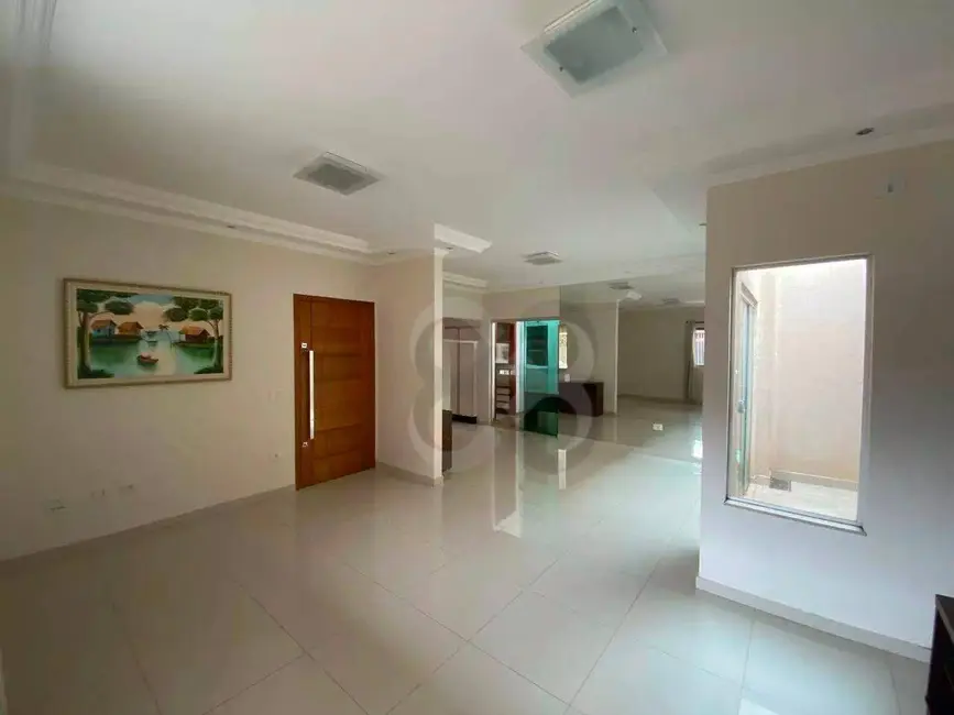Foto 11 de Casa para alugar, 250m2 em Londrina - PR
